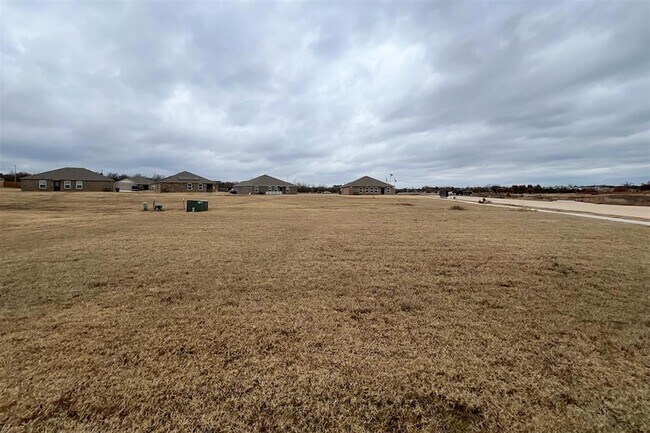 Building Photo - 4301 Driftwood Dr