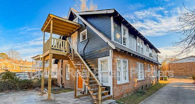 Building Photo - 111 Mable St