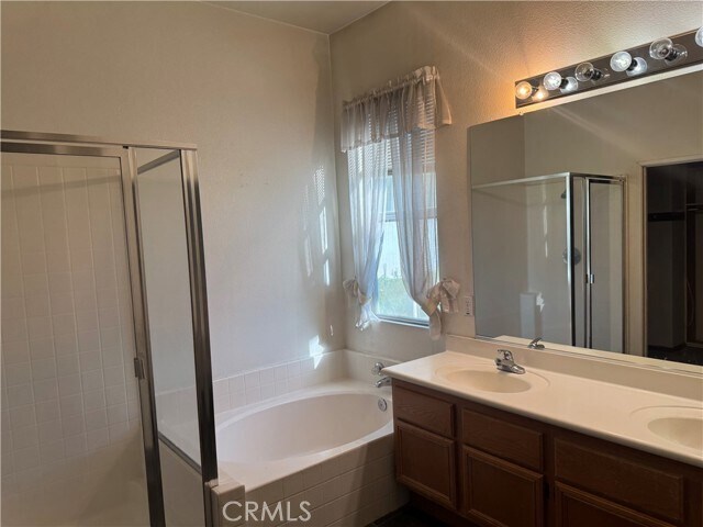 Building Photo - 15165 Beartree St