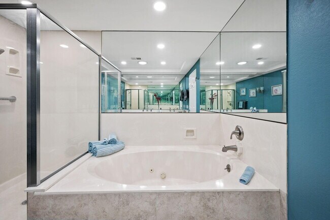 Building Photo - 69 Camino Arroyo N