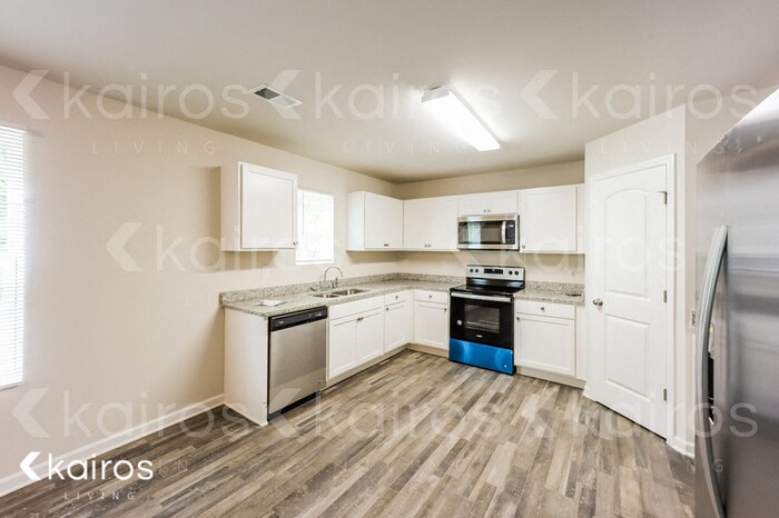 Building Photo - 232 Fox Chase Wy