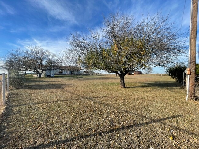 Building Photo - 552 Lawson Ln