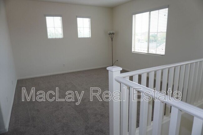 Building Photo - 3263 S Miller Dr