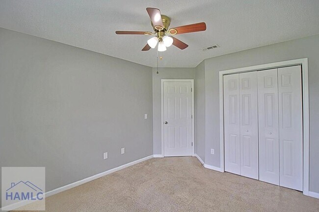 Building Photo - 173 Arlen Dr