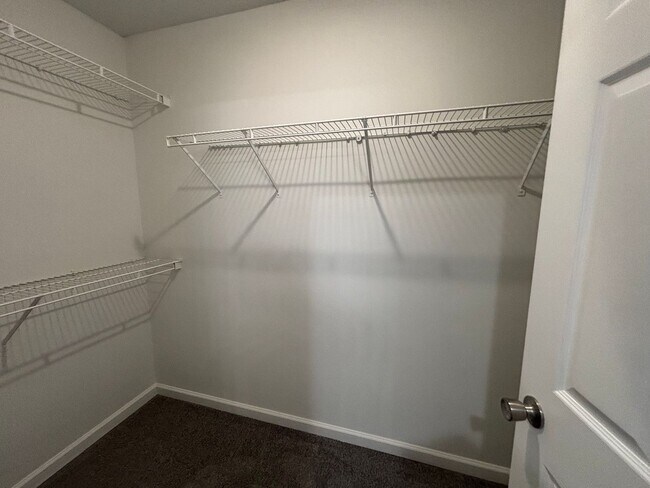 Building Photo - 1231 Beaver Trail Dr