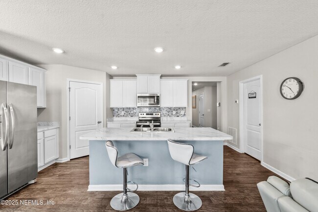 Building Photo - 15735 Palfrey Chase Dr