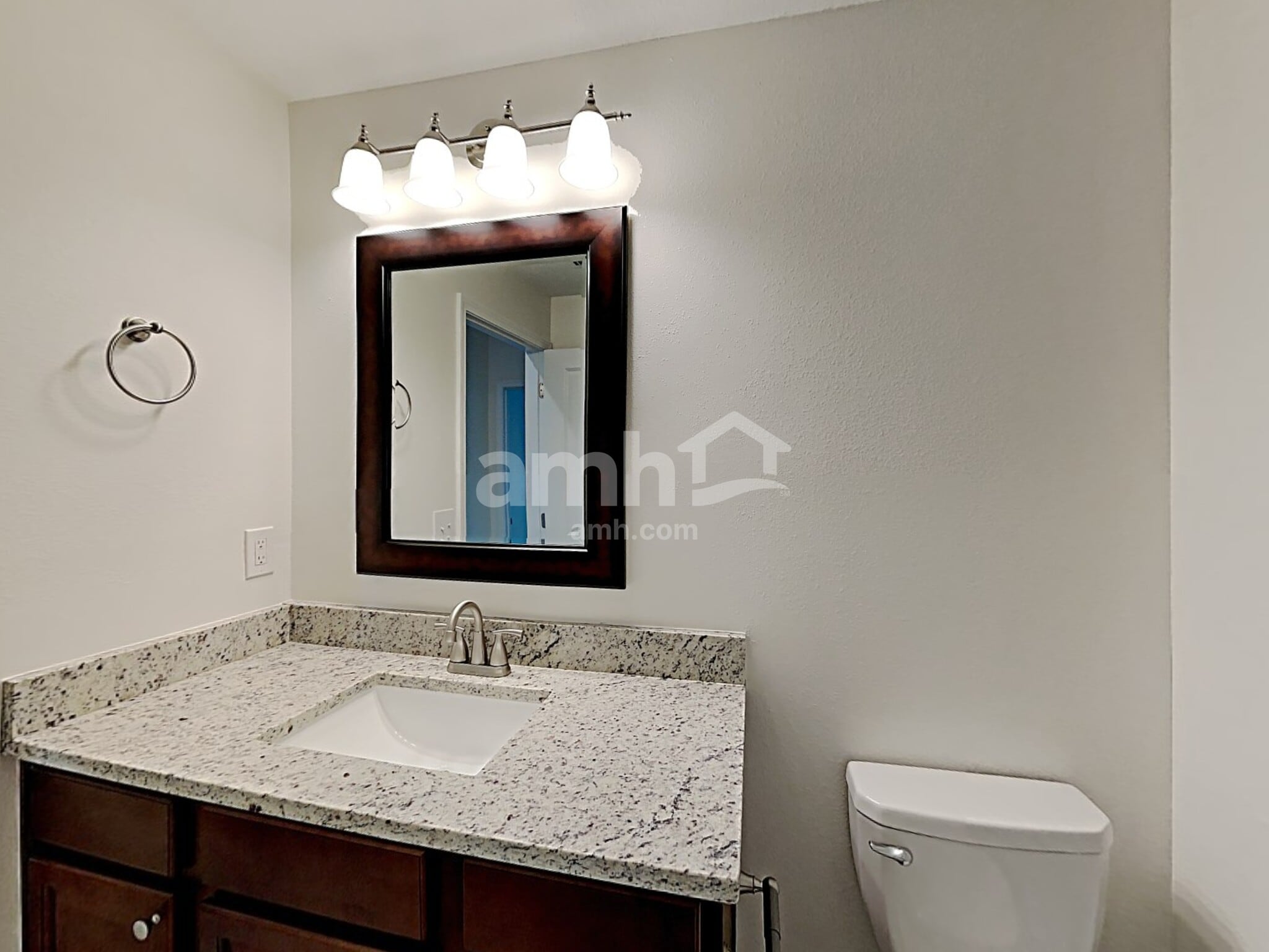 Building Photo - 10435 Carloway Hills Dr