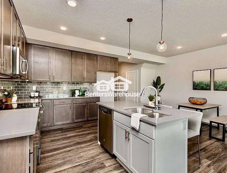 Building Photo - 3624 NE Marissa Ln