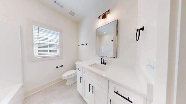 Building Photo - Fox Run Village - Opelika