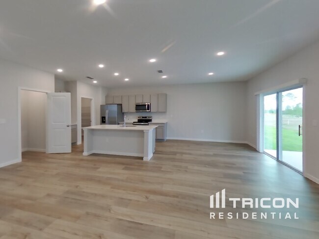 Building Photo - 68 Brazil Nut Cir