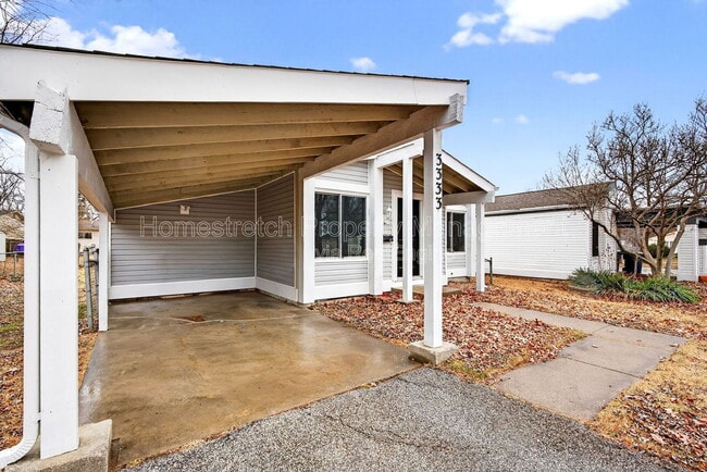 Building Photo - 3333 Green Pasture Dr