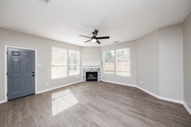 Building Photo - 14011 Cypress Falls Dr
