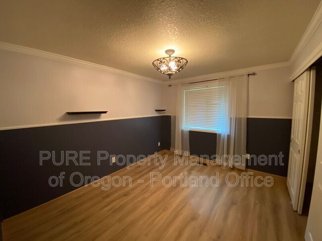 Building Photo - 15779 SW 87th Ave