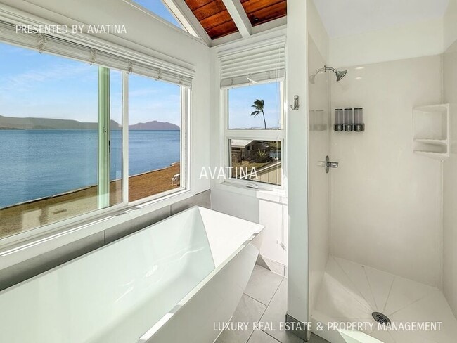 Building Photo - 44-327 Kaneohe Bay Dr-