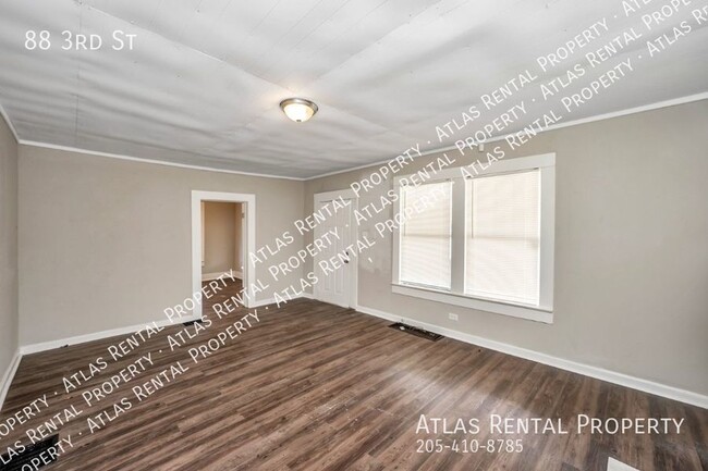 Building Photo - 88 3rd St
