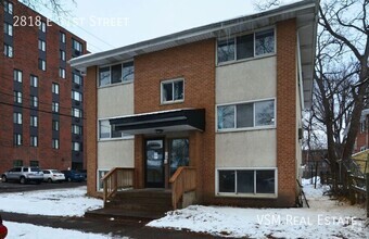 Building Photo - Spacious 2-Bedroom Upper-Level Unit - Avai...