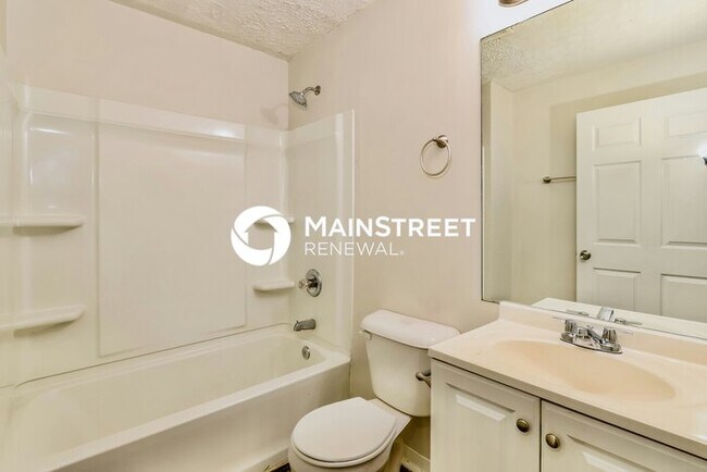 Building Photo - 3 Bedroom Pet-Friendly Home in Louisville,...