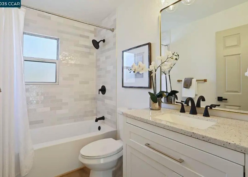 Building Photo - 4024 39th St