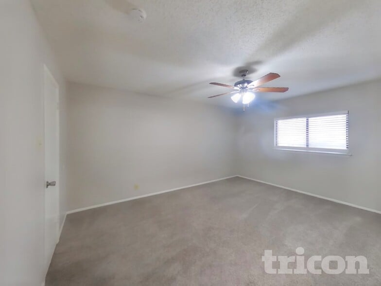 Building Photo - 8011 Talkenhorn