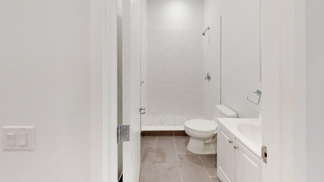 Interior Photo - 81 Halsey Street