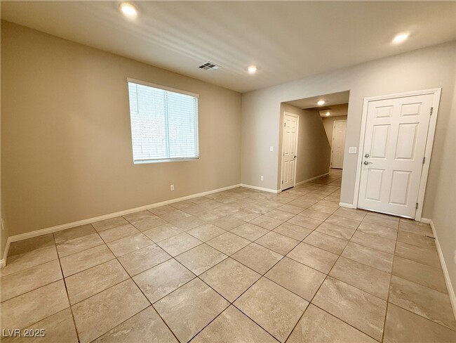 Building Photo - 7745 Wishbone Falls St