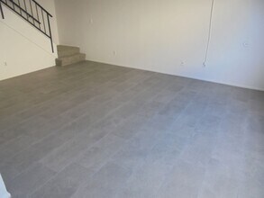 Building Photo - Great Rental