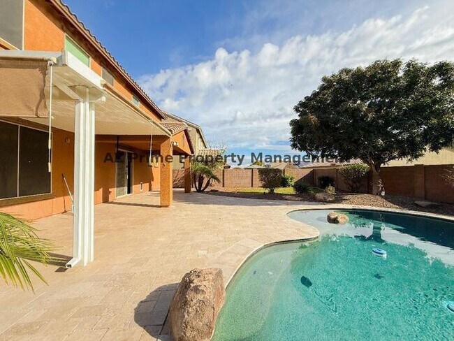 Building Photo - 18649 W Williams St