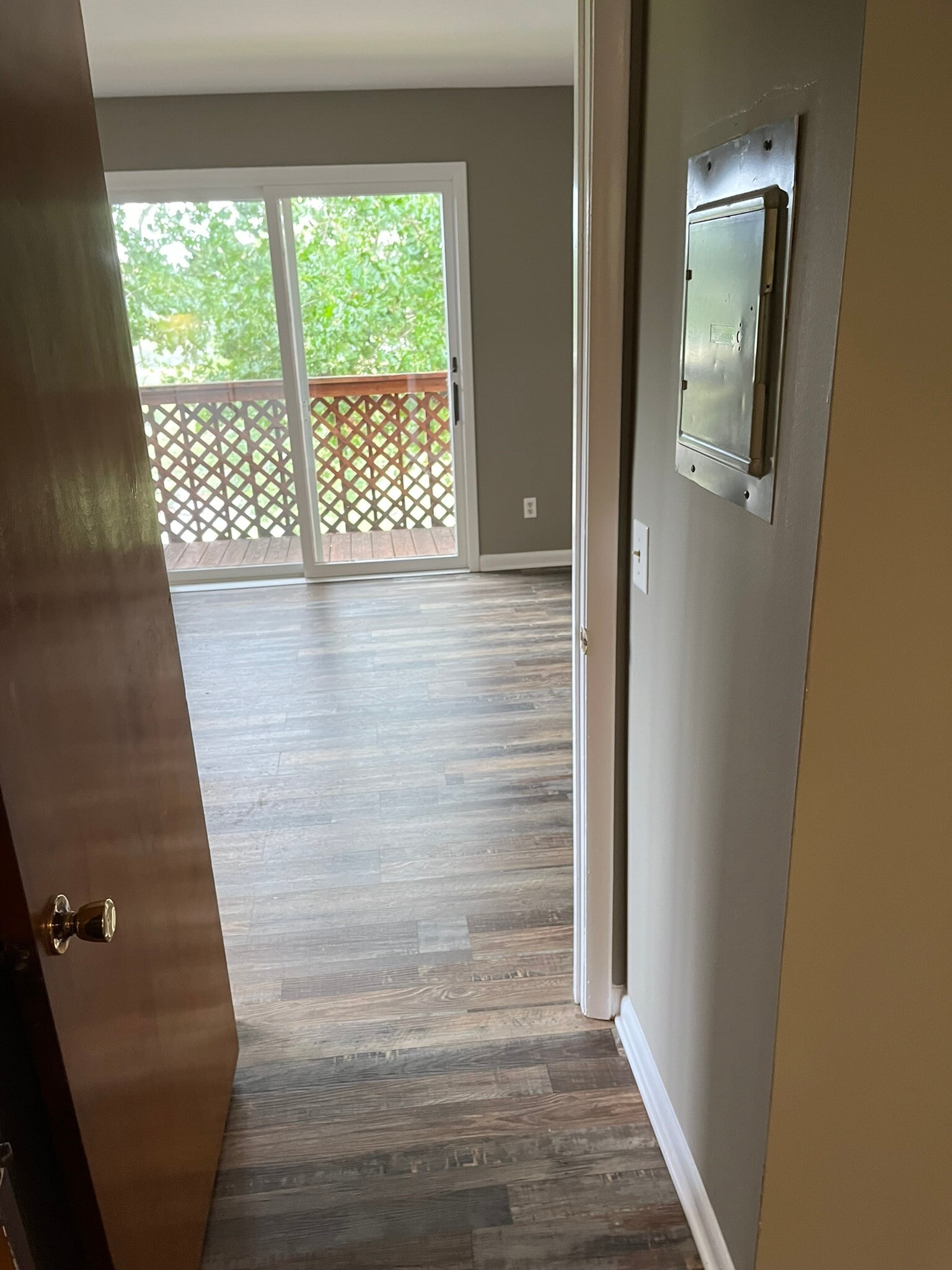 Building Photo - 3020 Fernbrook Ln