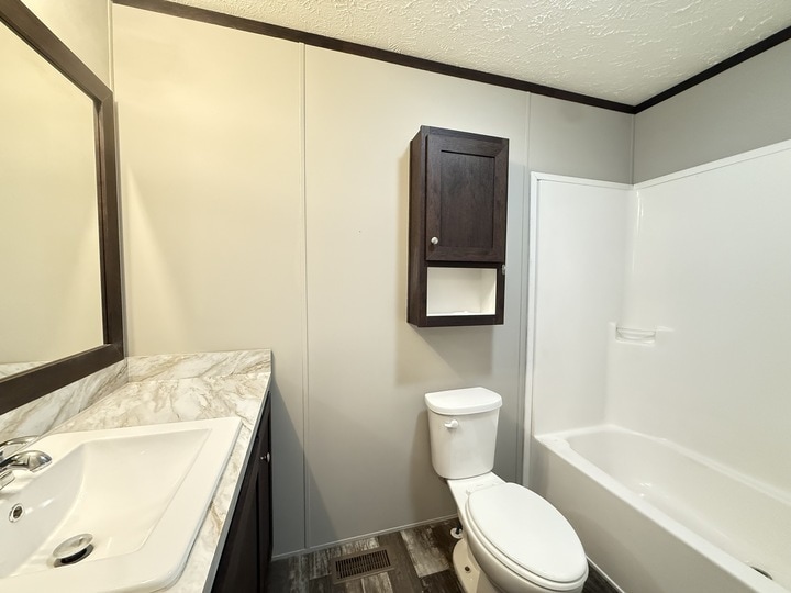 Building Photo - 10610 State Rte 762