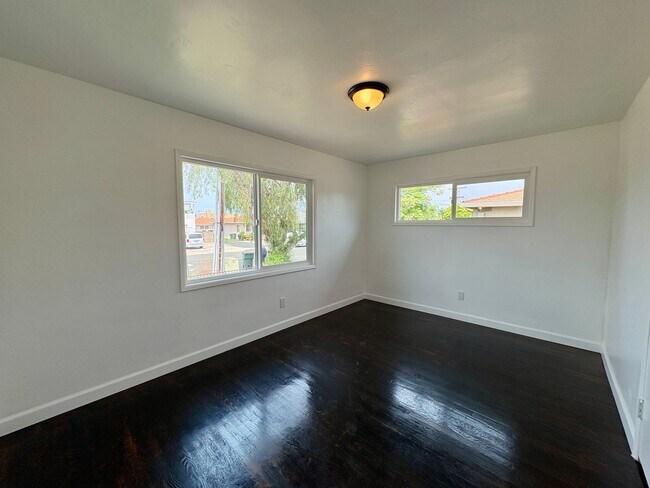 Building Photo - Single Story House in Chula Vista  - 3 BR ...