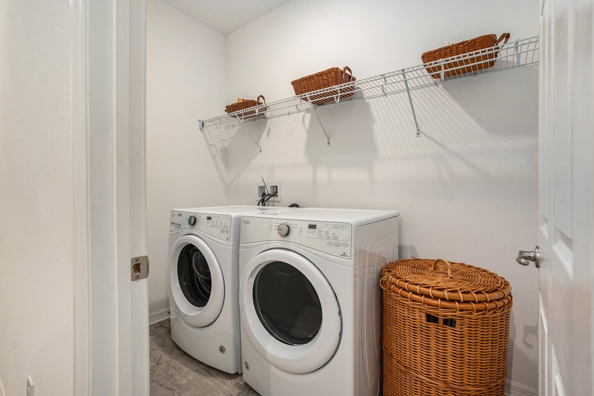 Building Photo - 1105 Lady Gouldian Ct