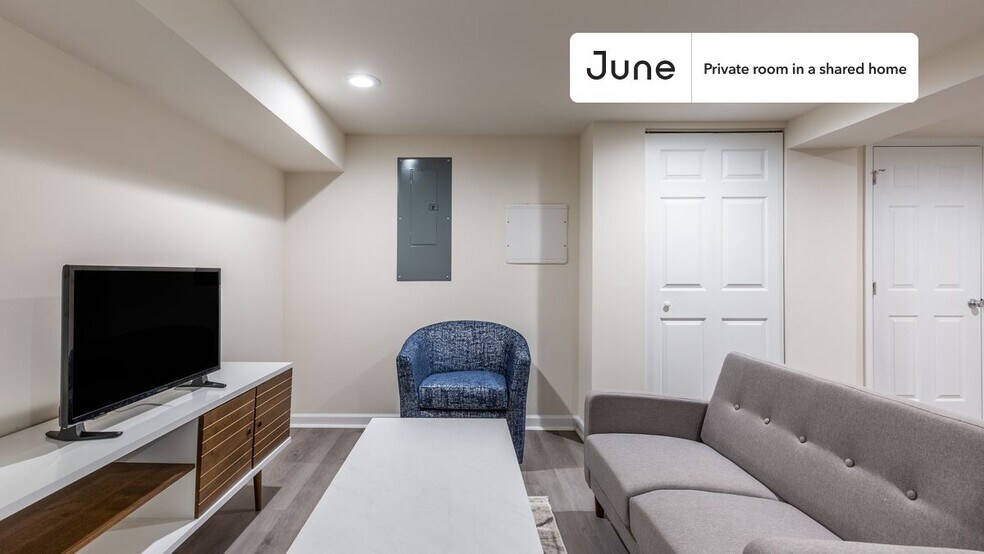 Building Photo - Room in Shared 4 bed/3.5 bath home