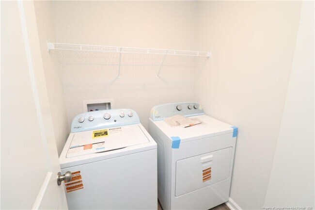 Building Photo - 4000 Kidd Pl