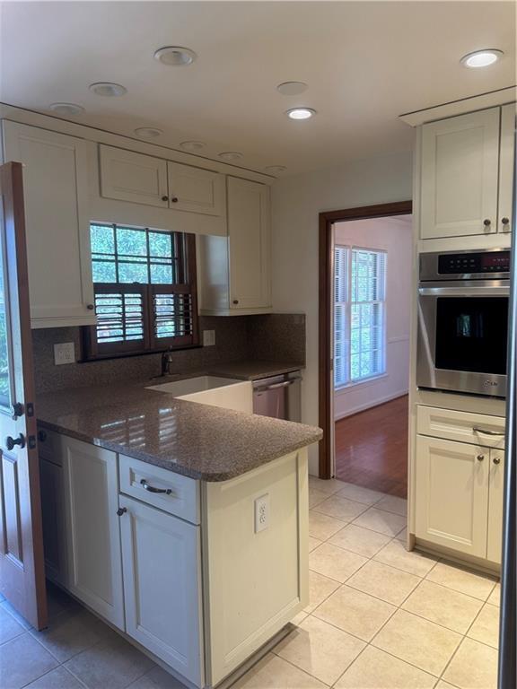 Building Photo - 1959 Queens Way