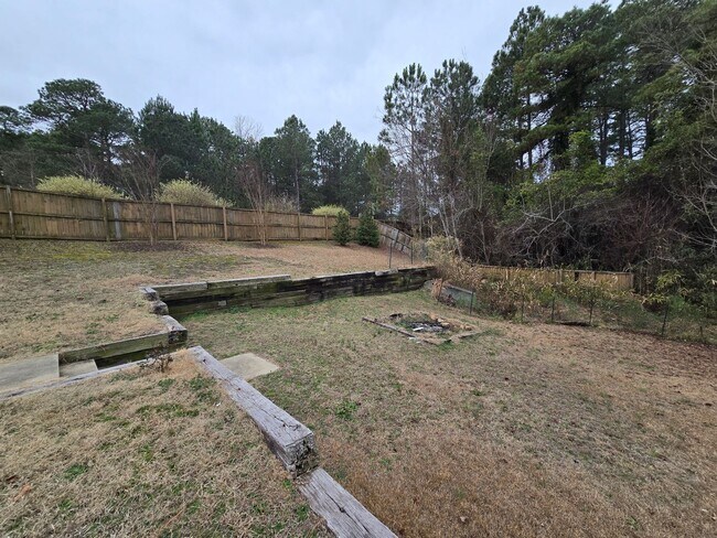 Building Photo - 135 Leggett Dr