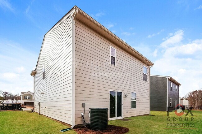 Building Photo - 143 Arden Ct