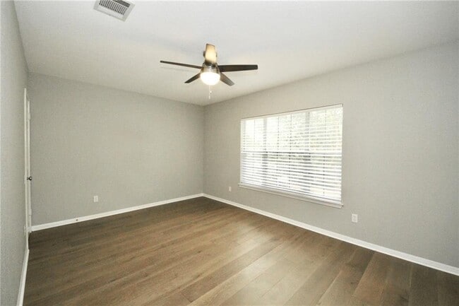 Building Photo - 8910 Marybank Dr