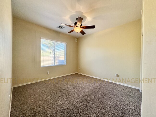 Building Photo - 14160 South Avenida Zumba