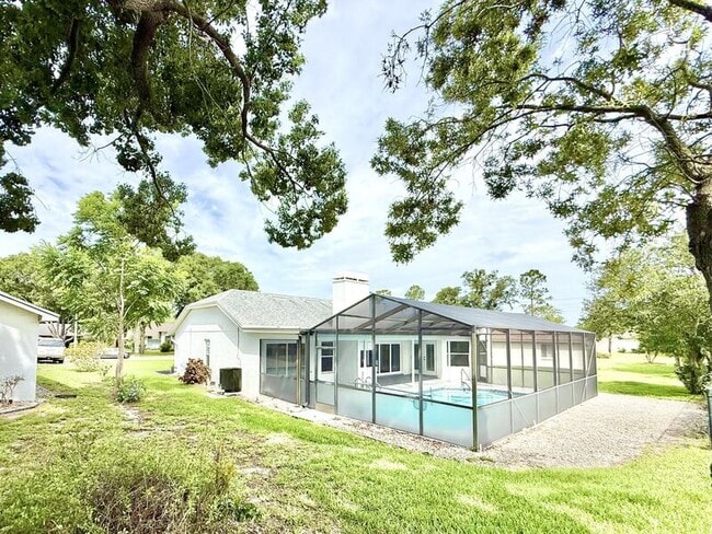 Building Photo - 13642 Dunwoody Ct