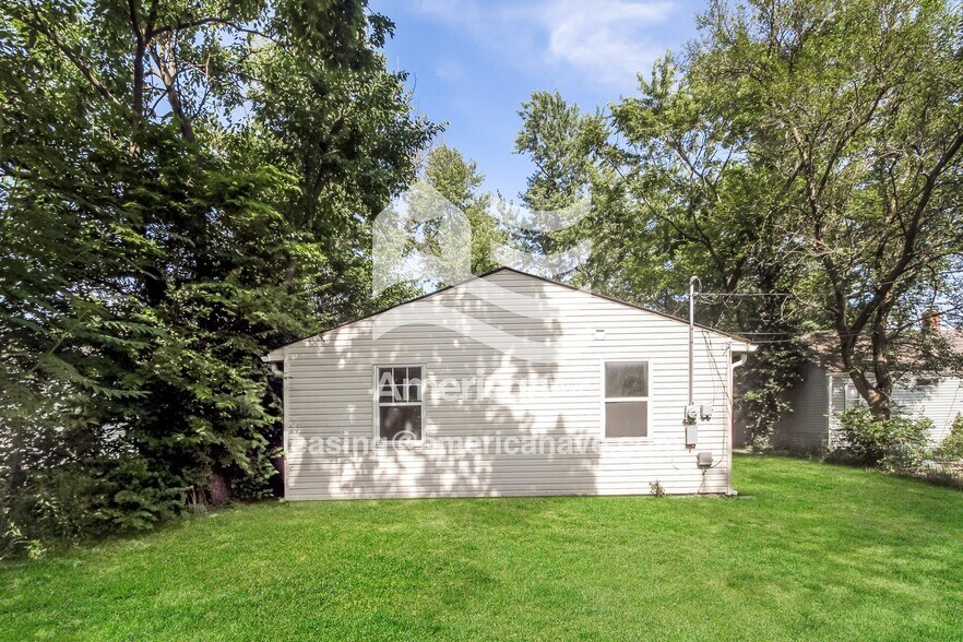 Building Photo - 3062 N Tacoma Ave