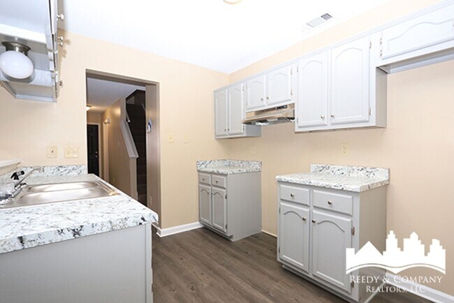 Building Photo - 8335 Mangrove Dr