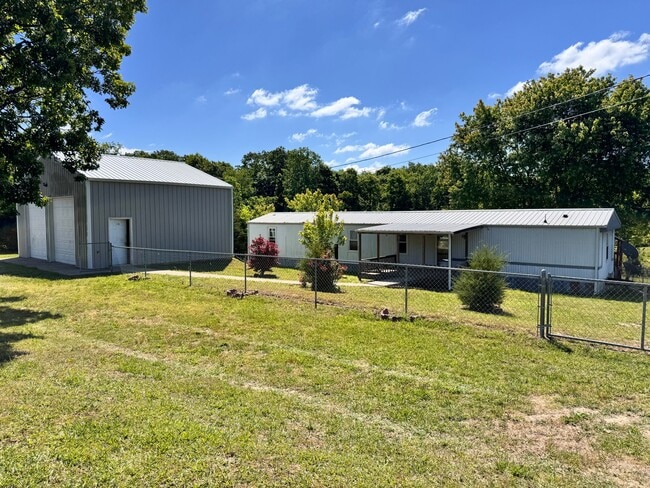 Building Photo - 750 Coaling Rd