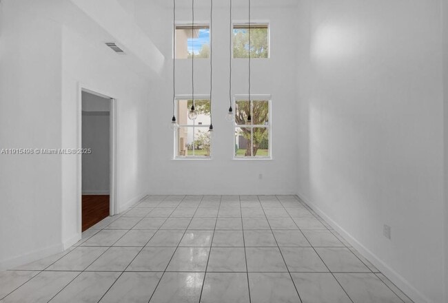 Building Photo - 4863 NW 109th Path