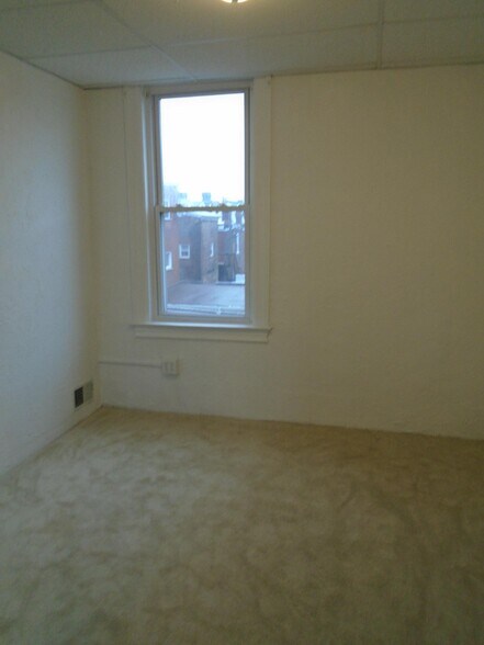 Building Photo - 3615 Dawson St