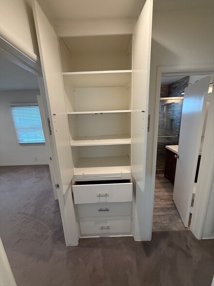 Lots of Storage - 811 S Catalina Ave