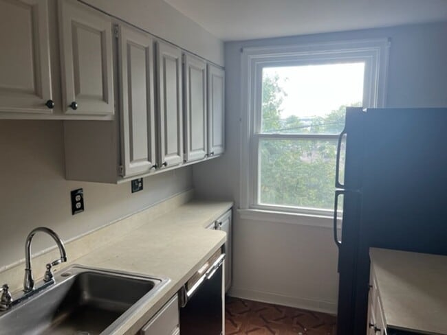 Building Photo - $1,250 harrisburg 3 bedroom house for rent