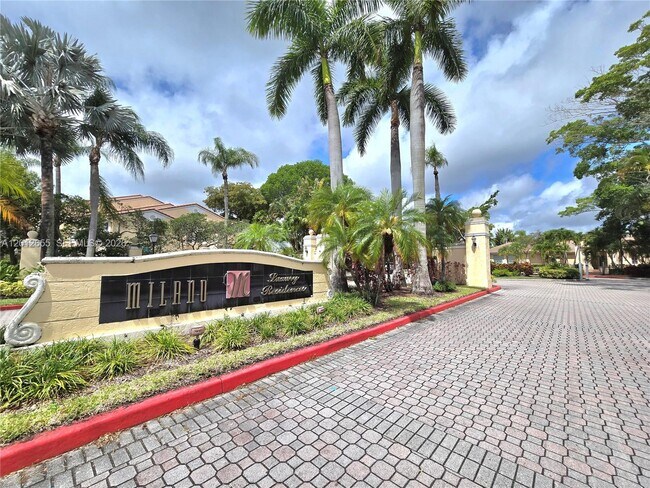 Building Photo - 1715 Village Blvd