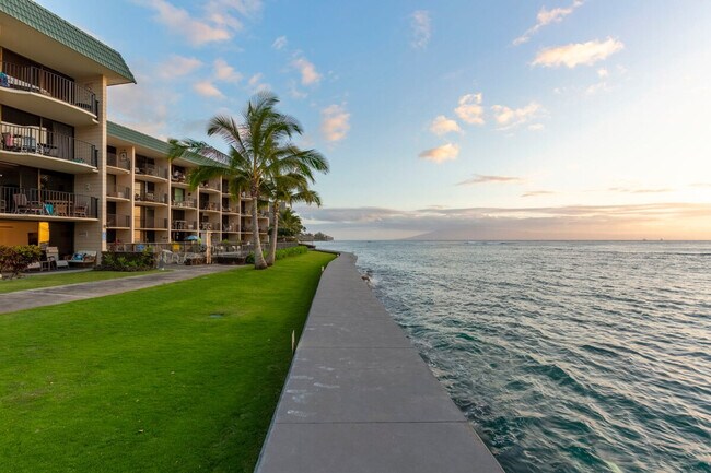 Building Photo - 4471 Lower Honoapiilani Rd