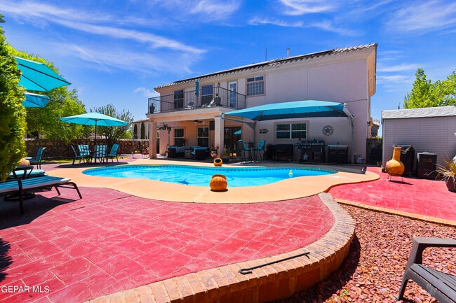 Building Photo - 1091 Los Moros Dr