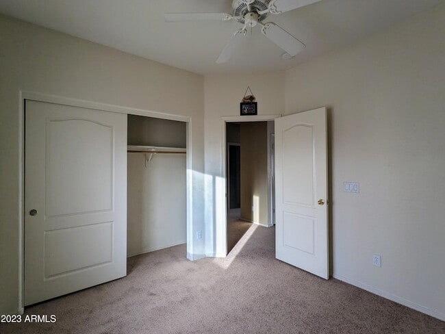 Building Photo - 16071 W Gelding Dr